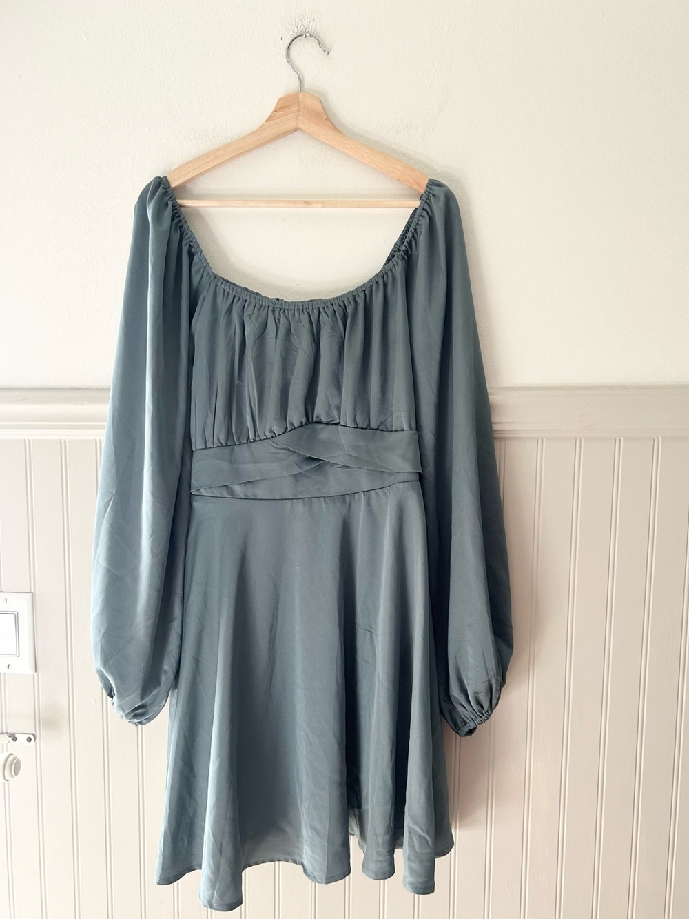Arula Size B 2X Blue/Green Off Shoulder Long Sleeve Mini Dress